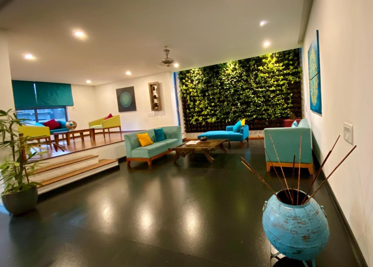 Aura Corporate Suites Bangalore Esterno foto